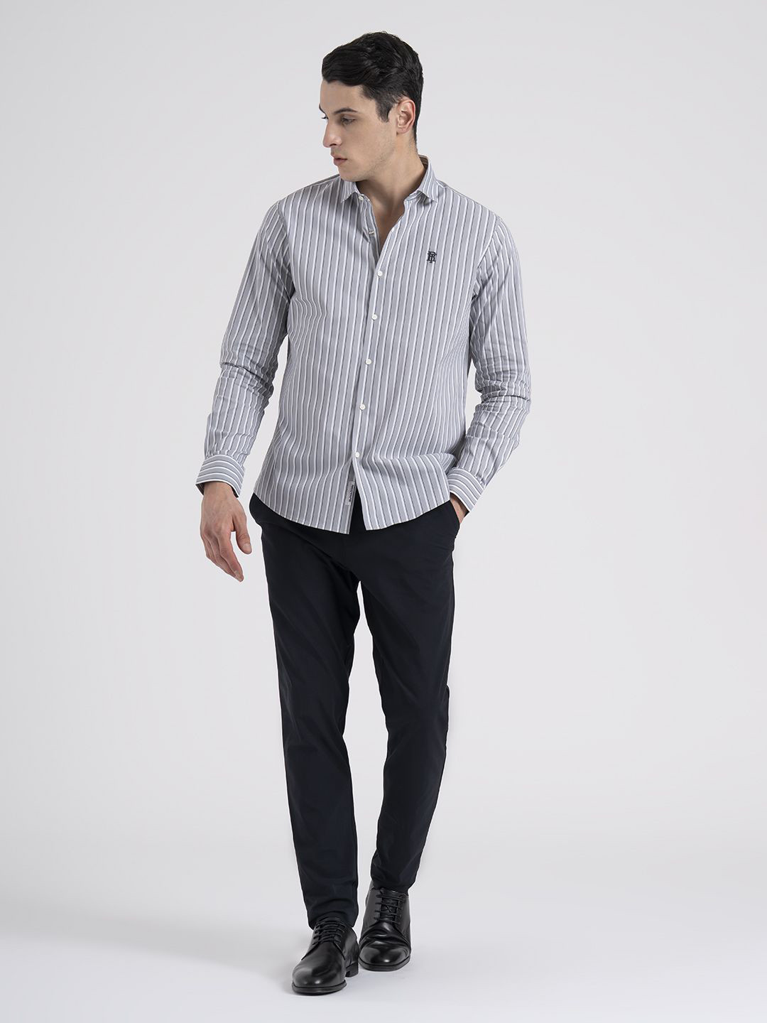 Red Tape Men Stripe Stretched Loose Fit Spread Collar Shirt