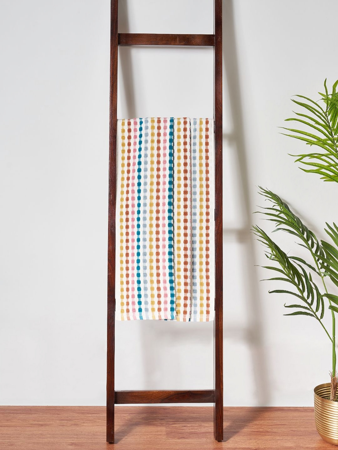 Living scapes by Pantaloons Green & Pink 1 Striped Cotton 520 GSM Bath Towel