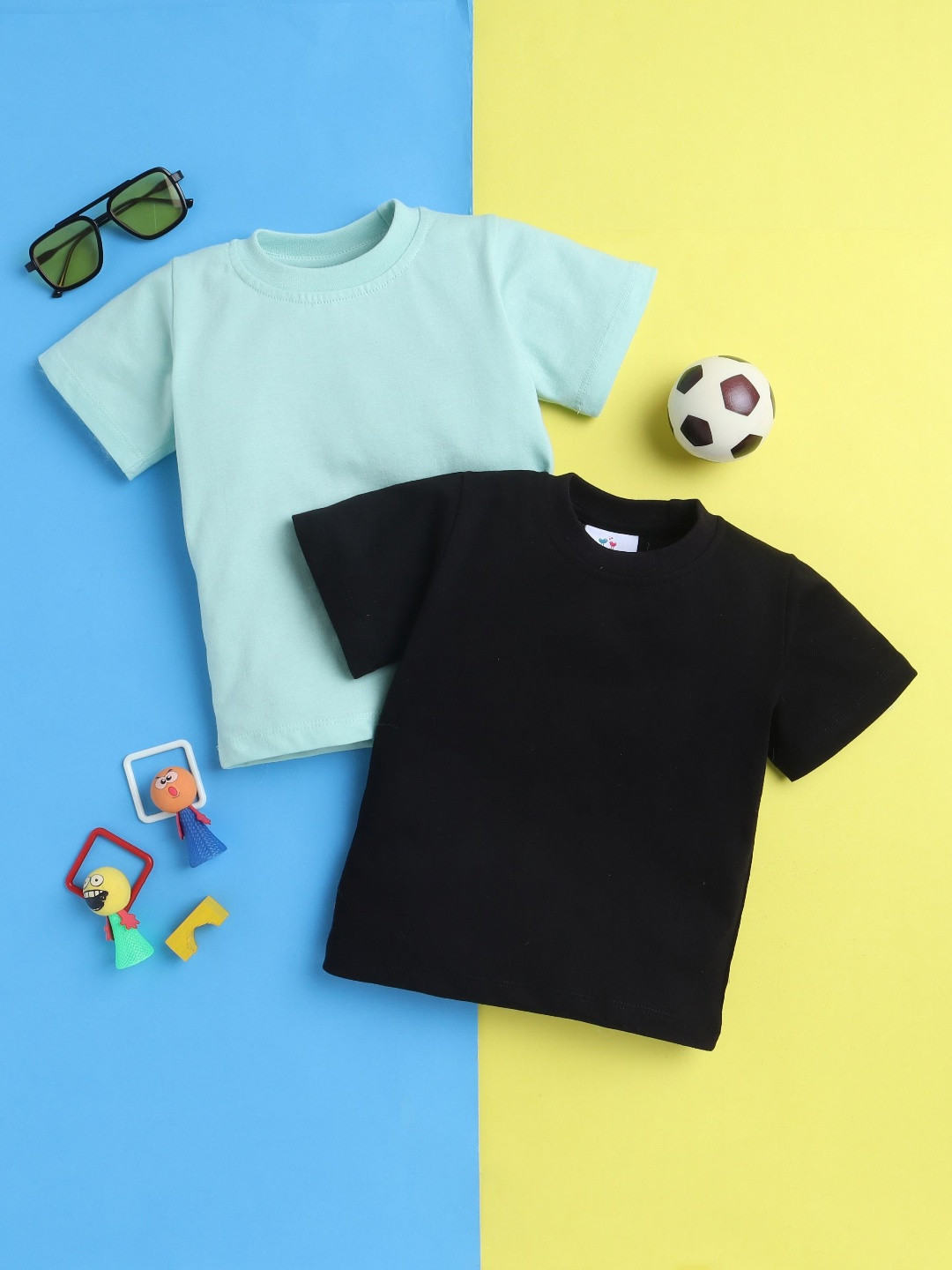 Knitting Doodles Boys 2 Pure Cotton Applique T-shirt