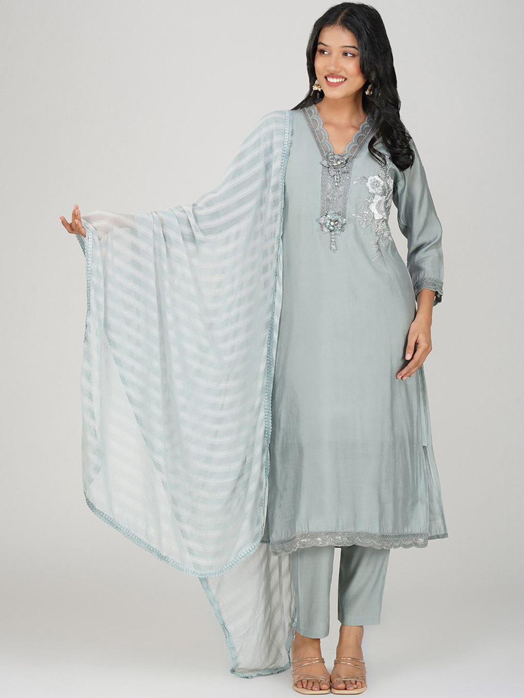 Charitra Women Floral Yoke Design Regular Thread Work Kurta with Trousers & With Dupatta