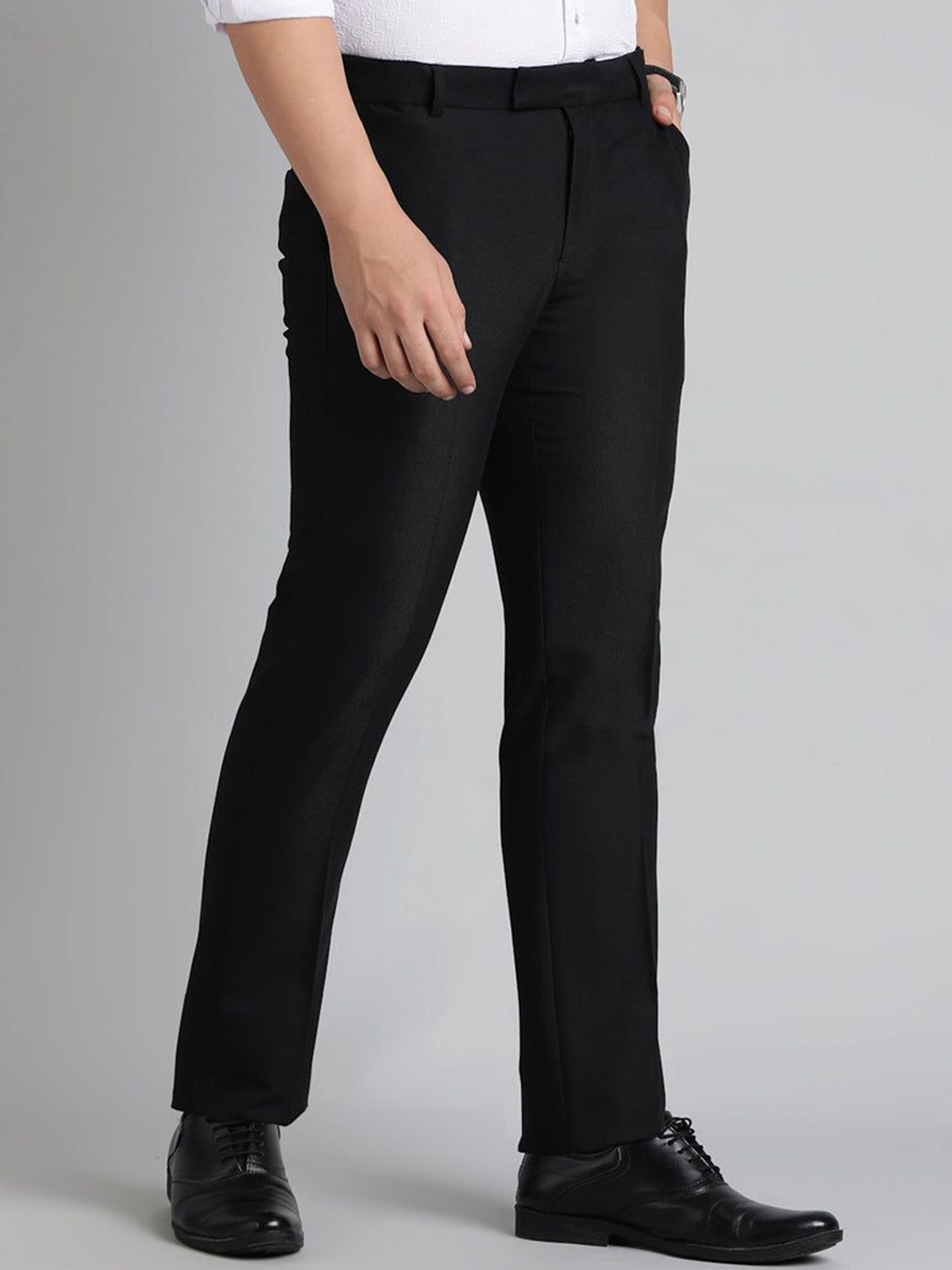 Haul Chic Men Relaxed Straight Leg Slim Fit Mid-Rise Flat-Front Formal Trouser