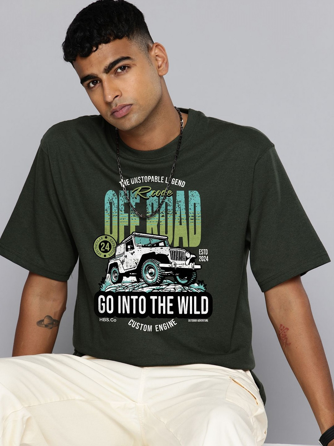 R.Code by The Roadster Life Co. Men Biker Printed Pockets T-shirt