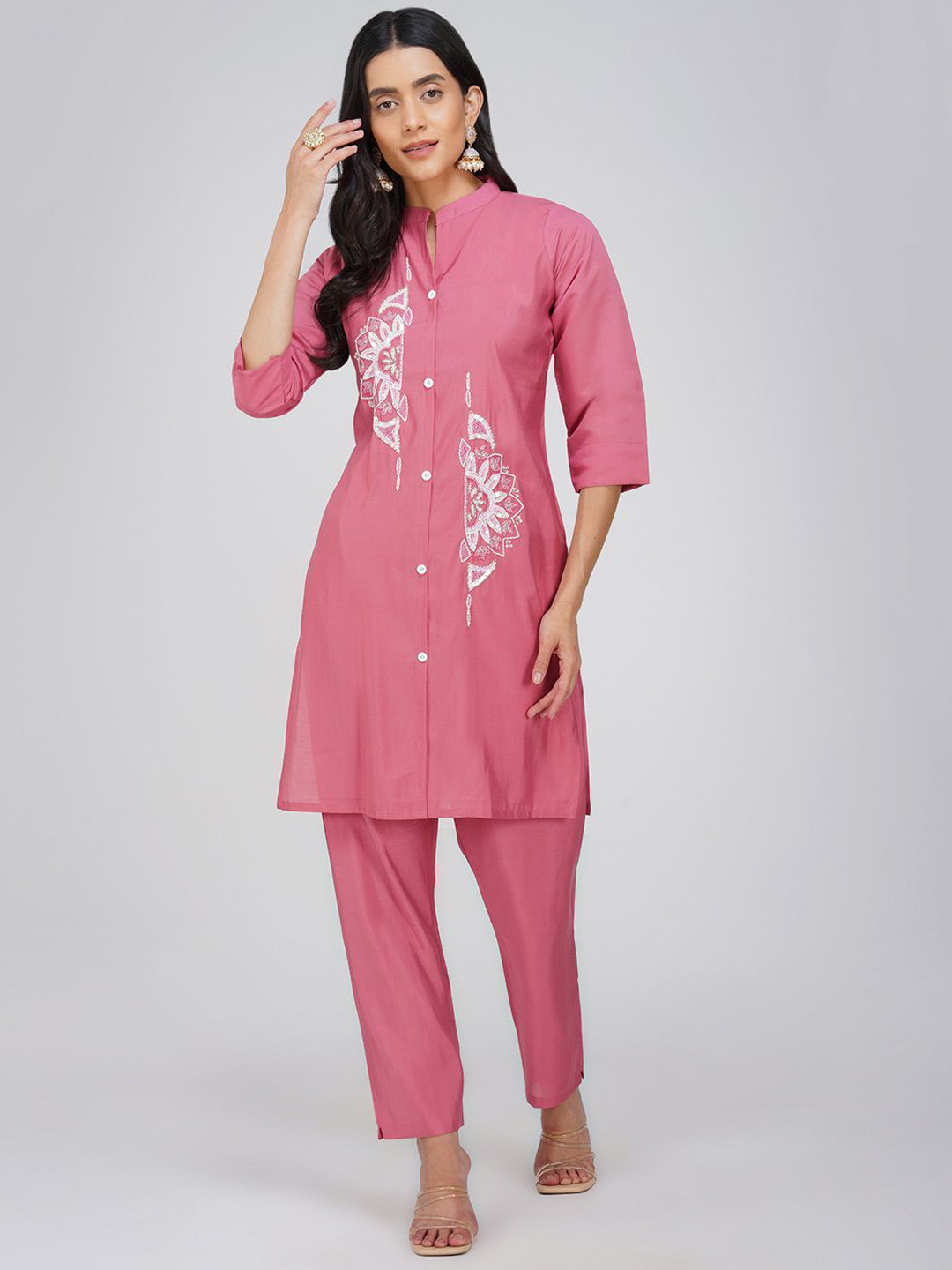 Charitra Women Ethnic Motifs Embroidered Regular Thread Work Kurti with Trousers