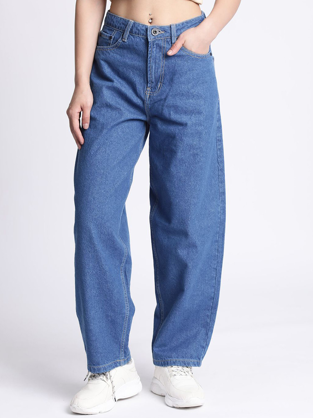 The Roadster Lifestyle Co Cotton Barrel-Fit Jeans