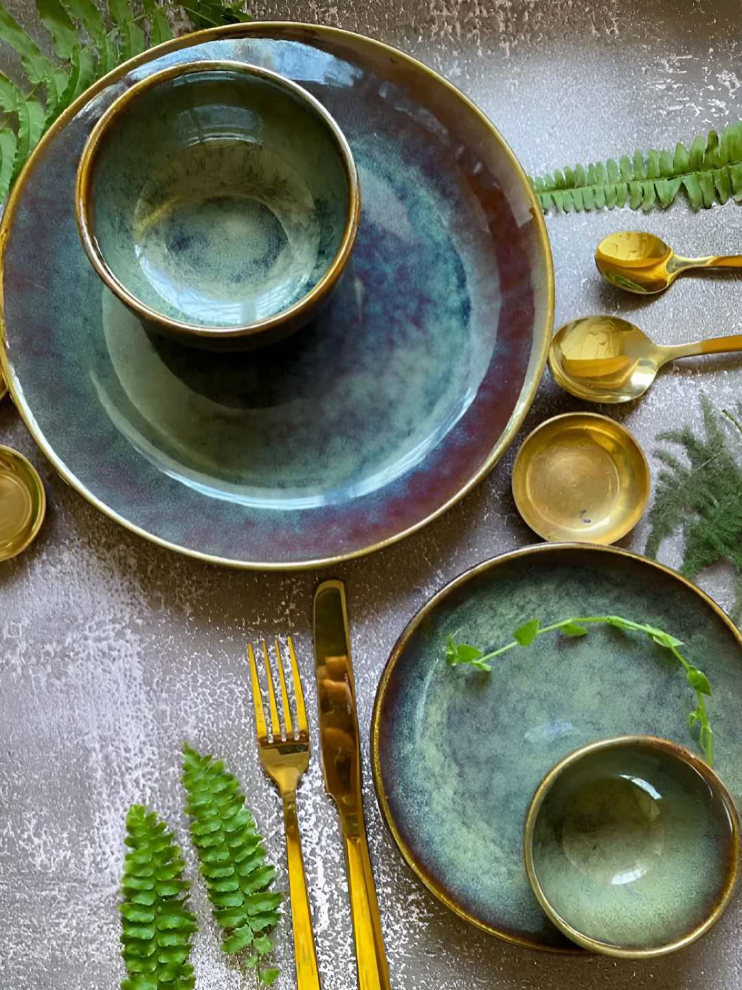 AMALAFIEE CERAMICS Navhara Exclusive Green Solid Ceramic Microwave Safe 4 Piece Dinner Set