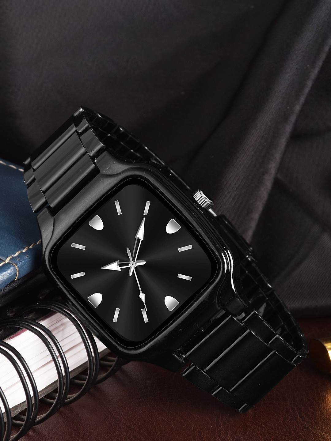 WATCHSTAR Men Patterned Dial & Stainless Steel Straps Analogue Watch Thar Black