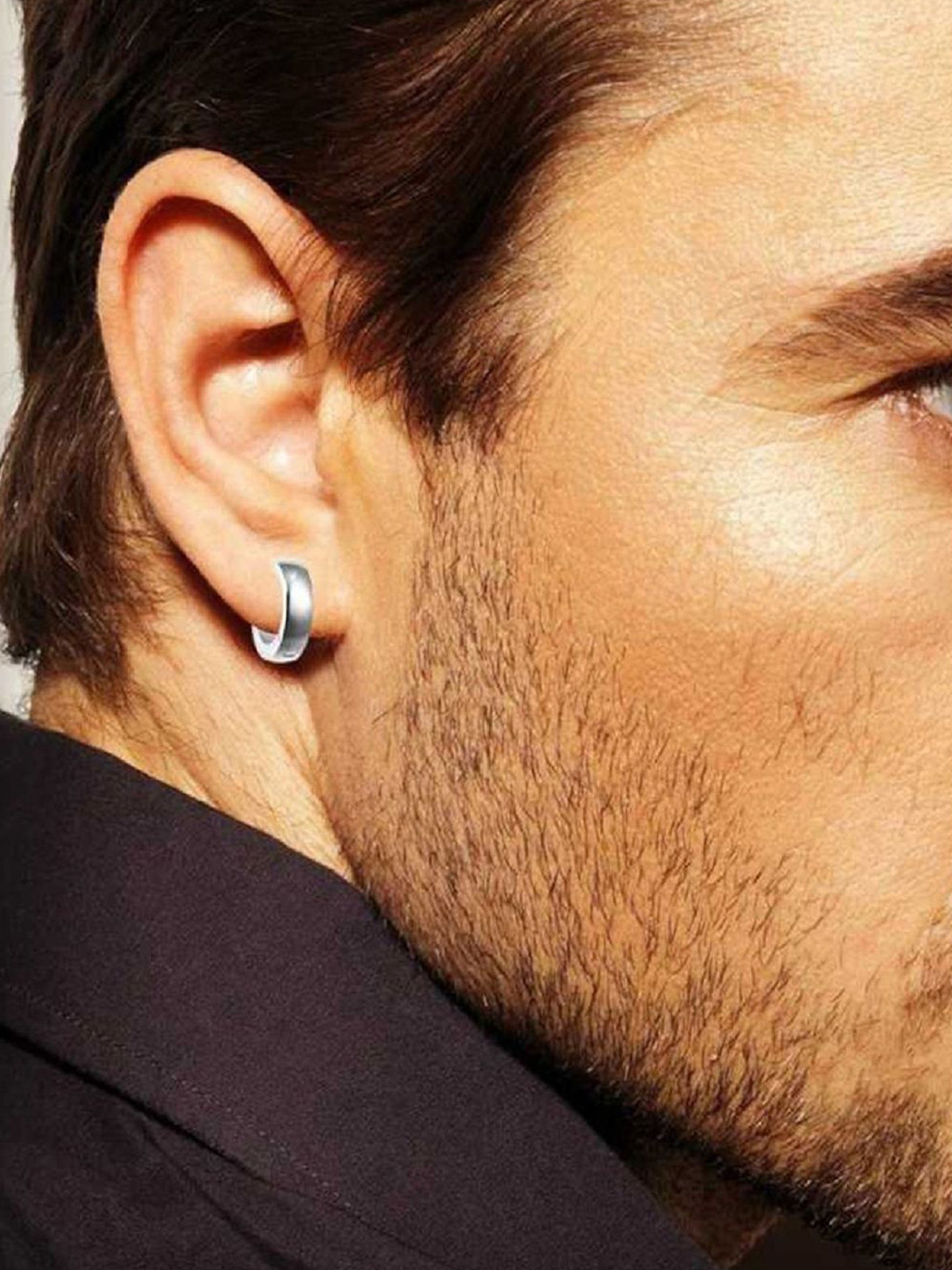 The Roadster Lifestyle Co Men Silver-Plated Circular Shaped Hoop Earrings