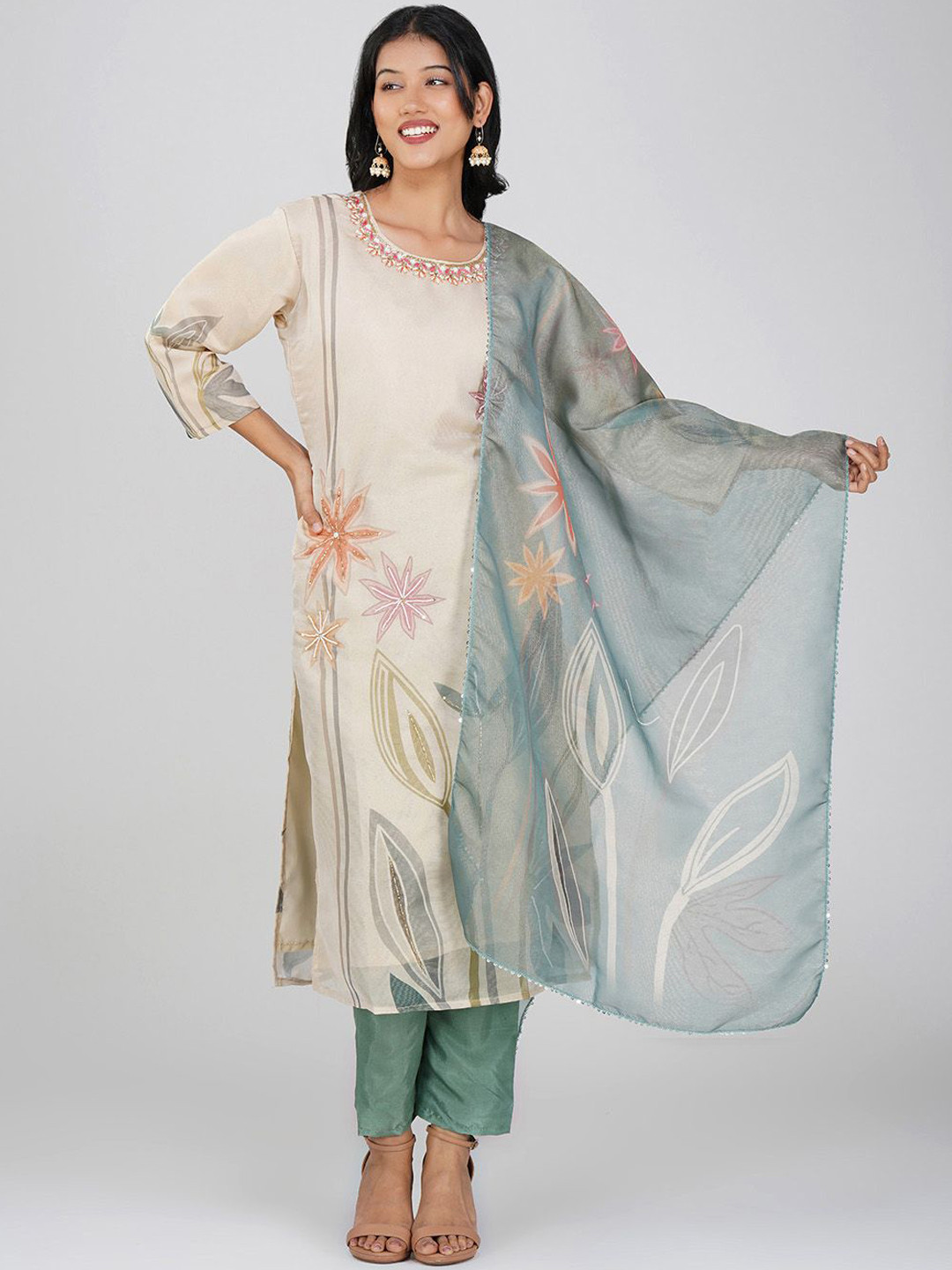 Charitra Women Floral Printed Regular Beads and Stones Kurta with Trousers & With Dupatta