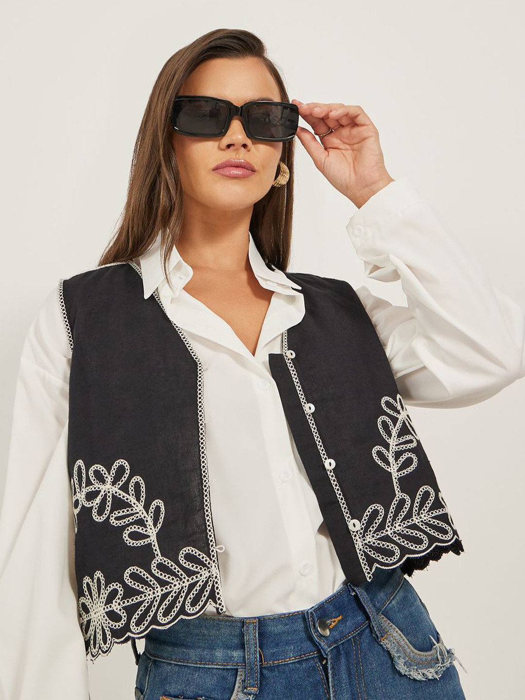 Styli Women Monochrome Regular Fit Embroidery Cotton Front Open Buttoned Vest Top