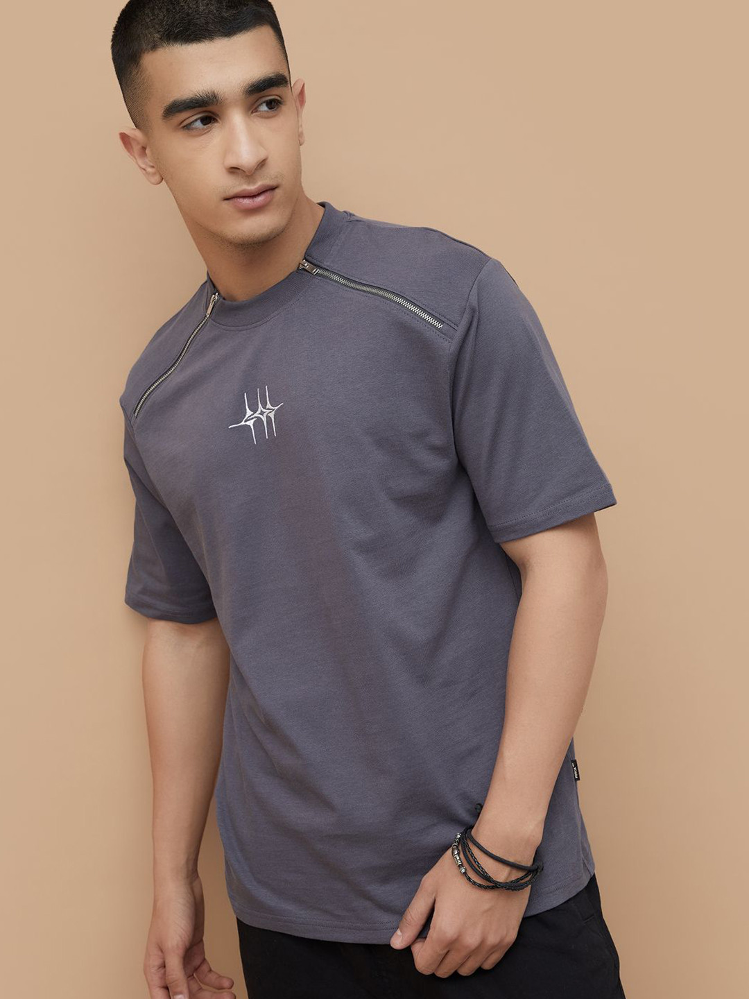 Forca Men Printed Applique T-shirt