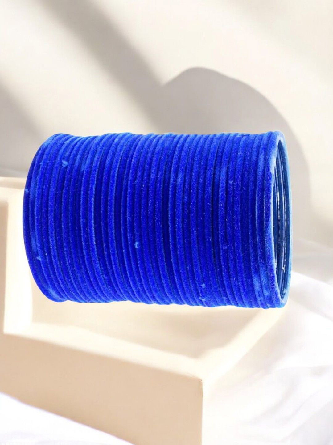 FEMMIBELLA Set Of 36 Velvet Bangles