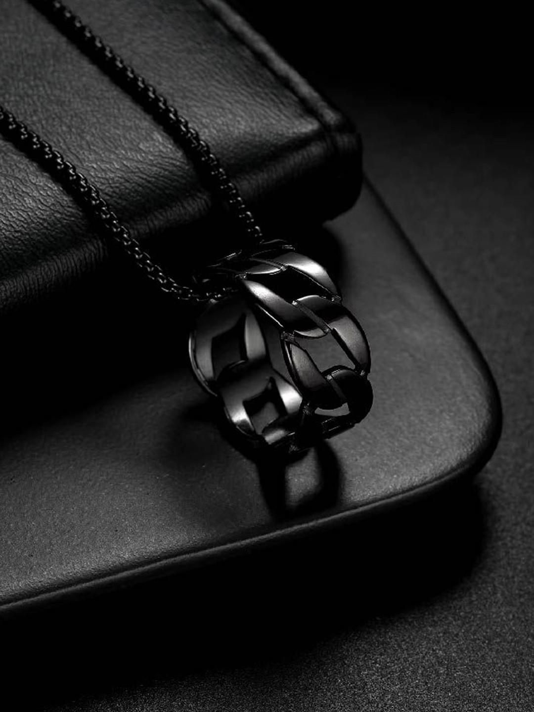 DKane Designs Stainless Steel Pendant With Chain