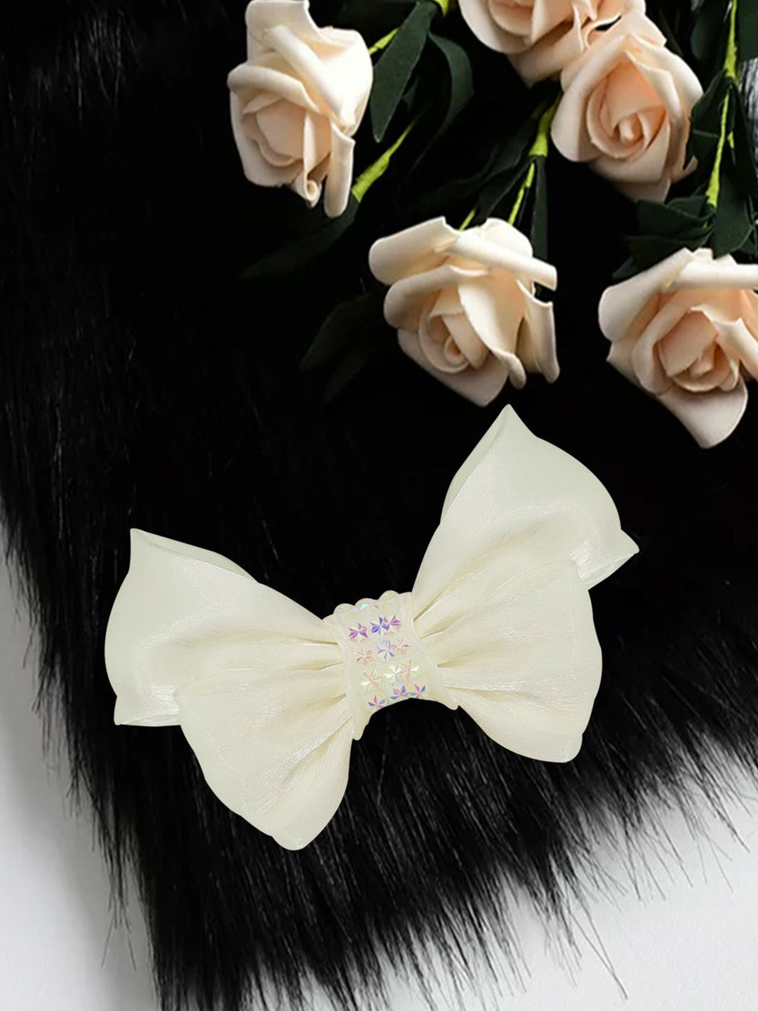 LYKAA Set of 1 White Ribbon Hair Bow With Brotch