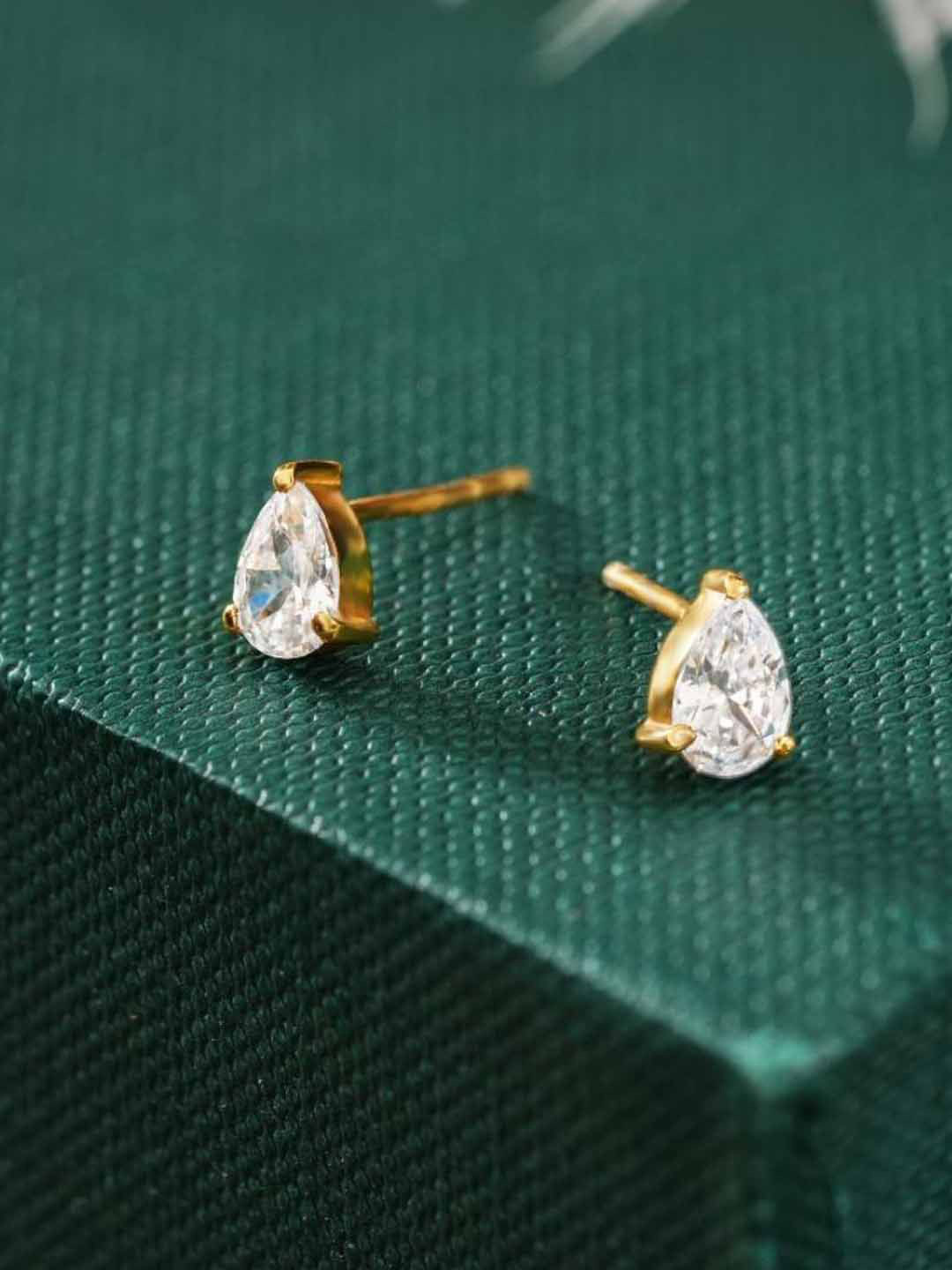 Soraya Luxe 925 Sterling Silver 18K Gold Plated Solitaire Pear Studs