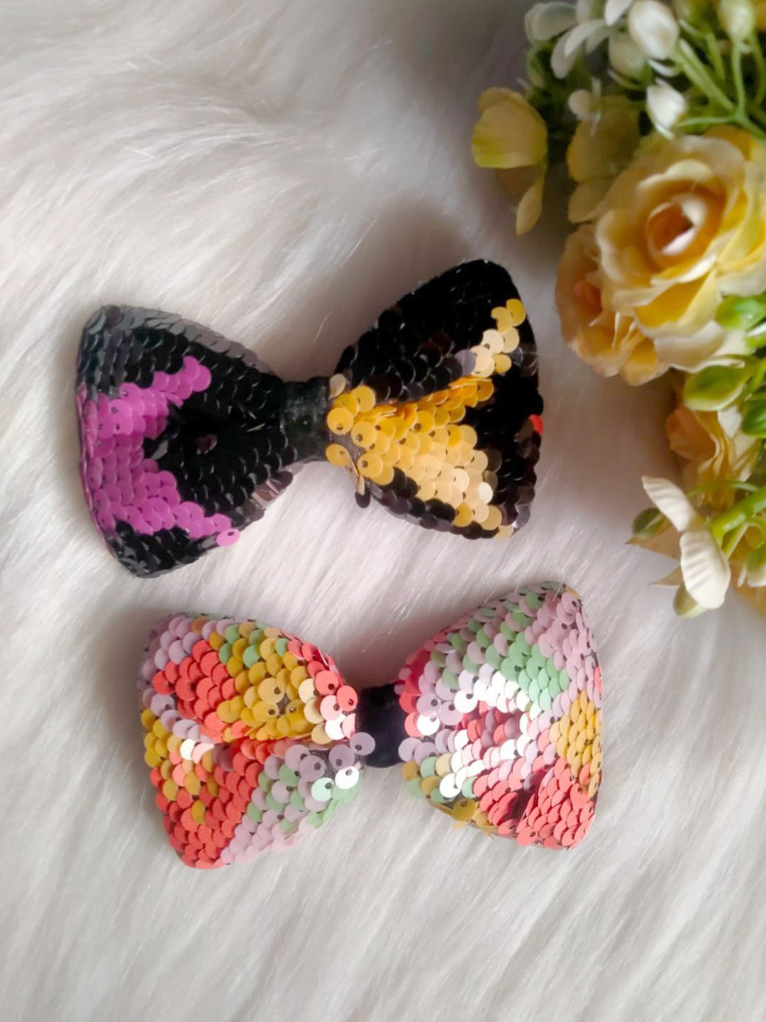 LYKAA Set of 2 Sequin Sparkle GlitterHair Bows Clips Color may vary