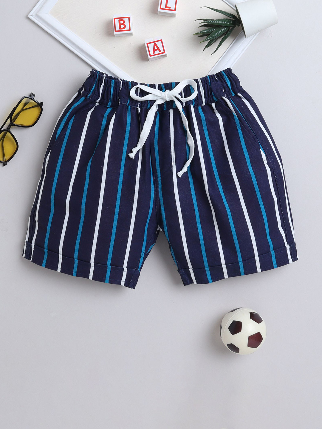 BAATCHEET Unisex Kids Striped Technology Shorts
