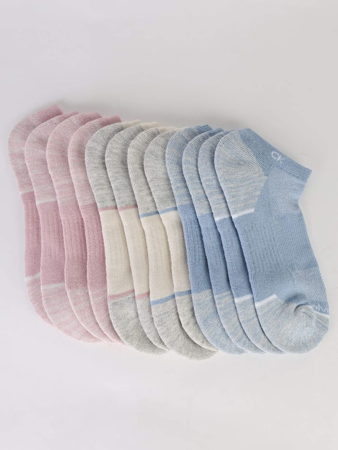 Calvin Klein Women Pack Of 6 Assorted Ankle-LengthSocks