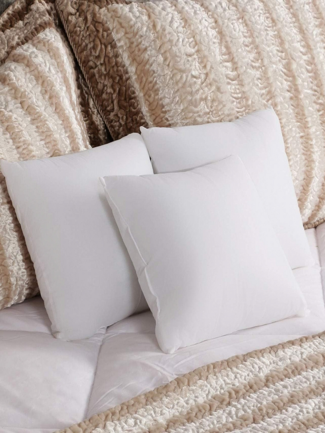 Torque 3-Pcs White Soft Vacuum Packed Square Cushion Fillers