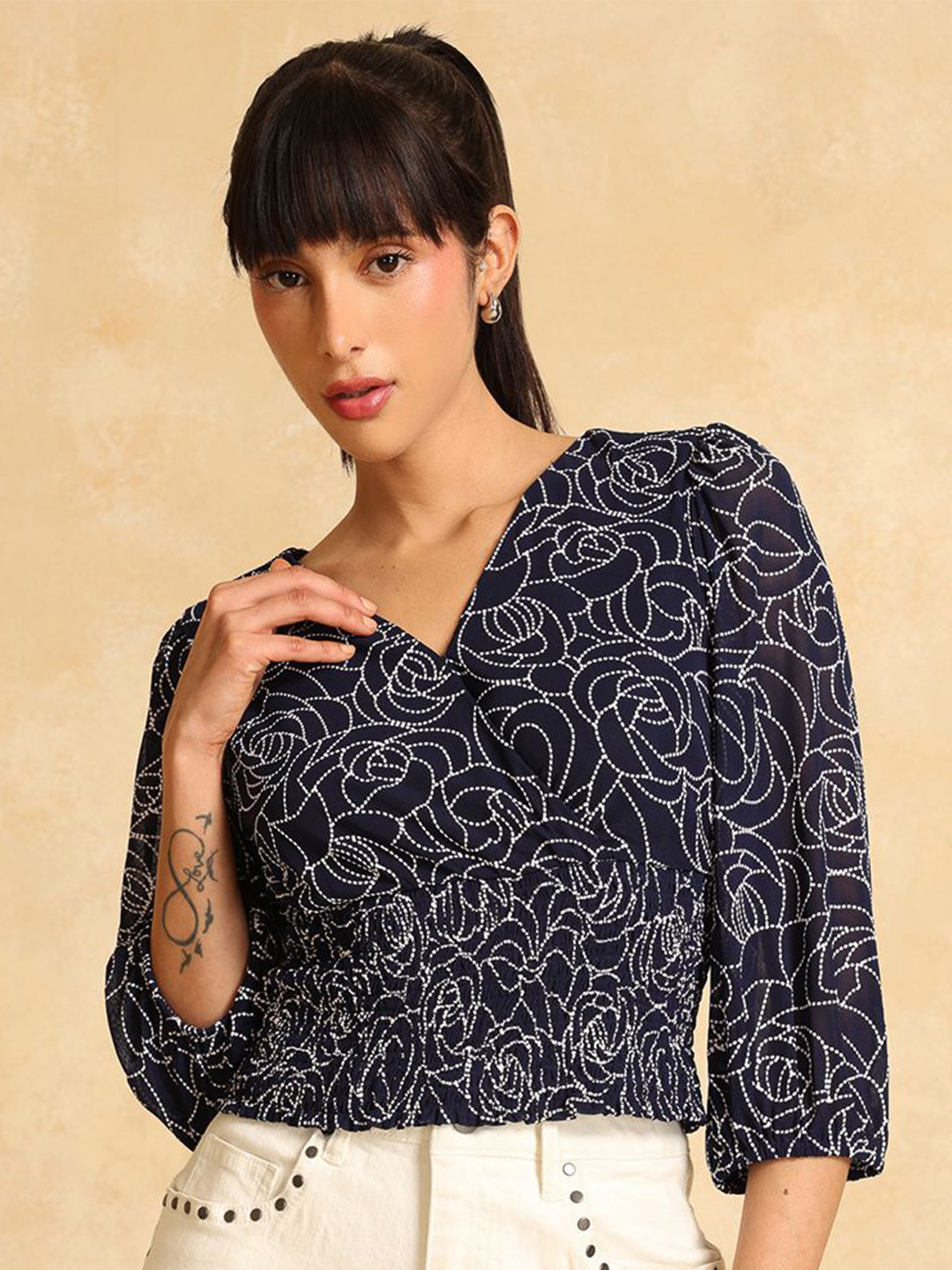 Kazo Wendy Floral Printed Puffed Sleeves Top