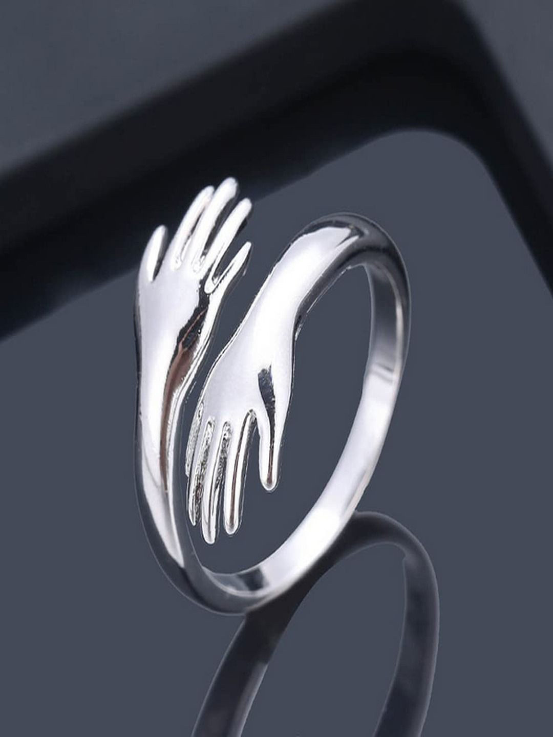 DIVASTRI Silver-Plated Hand Hug Adjustable Finger Ring