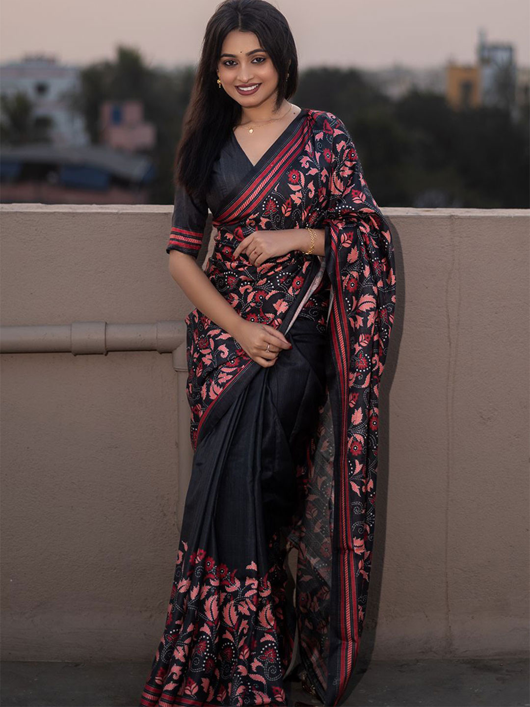 all about you Silk Blend Tussar Saree