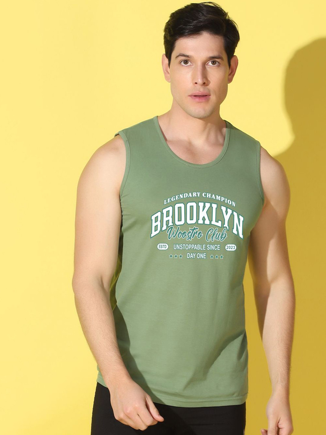 WOOSTRO Printed Gym Innerwear Vest VWS26 BKLN LGTGREEN