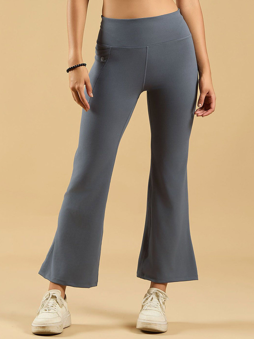 Soie Women Mid-Rise Fit & Flared Pants With 4-Way Stretch & Compression Waistband