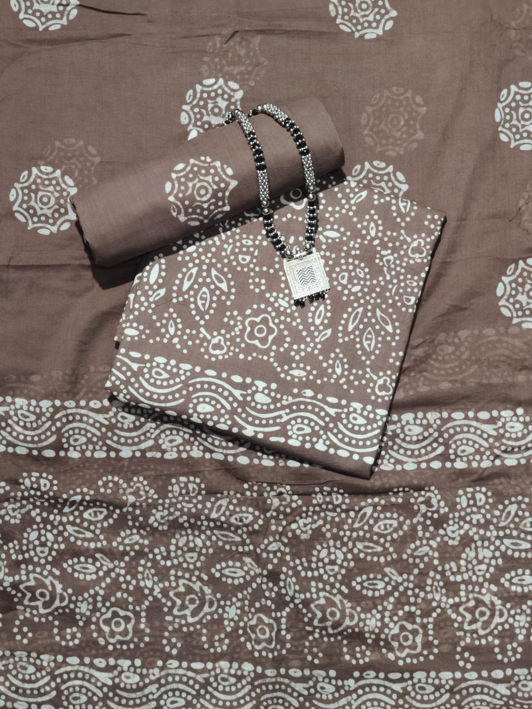 Farooq Dyeing Printed Pure Cotton Unstitched Dress Material