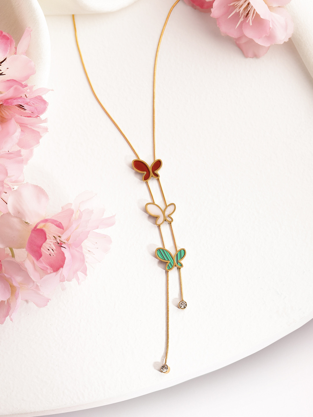DressBerry Butterfly Design Shape Chain Necklace