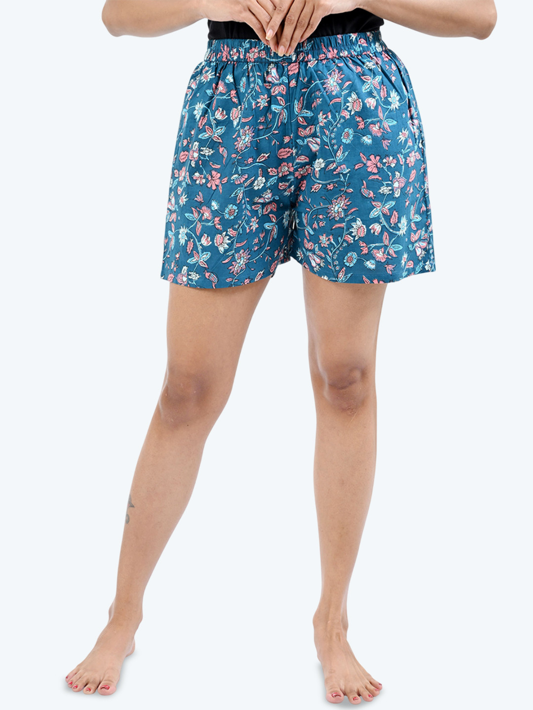 30 Looks Women Floral Printed Shorts
