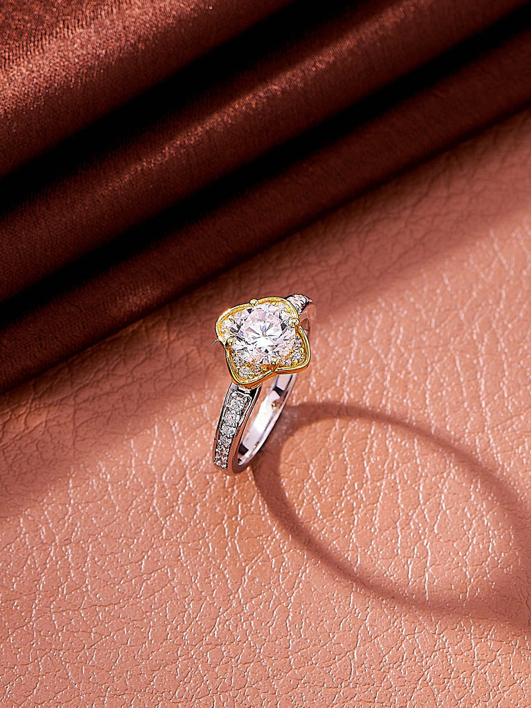 Nipura 925 Sterling Silver Rhodium-Plated Blooming Star Solitaire Finger Ring