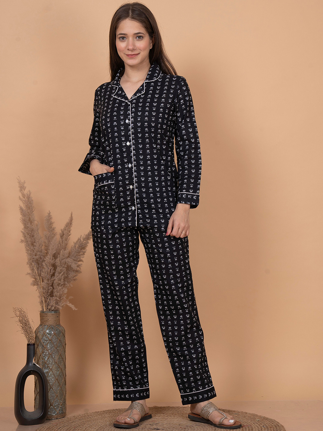 Asami Women Printed Night suit