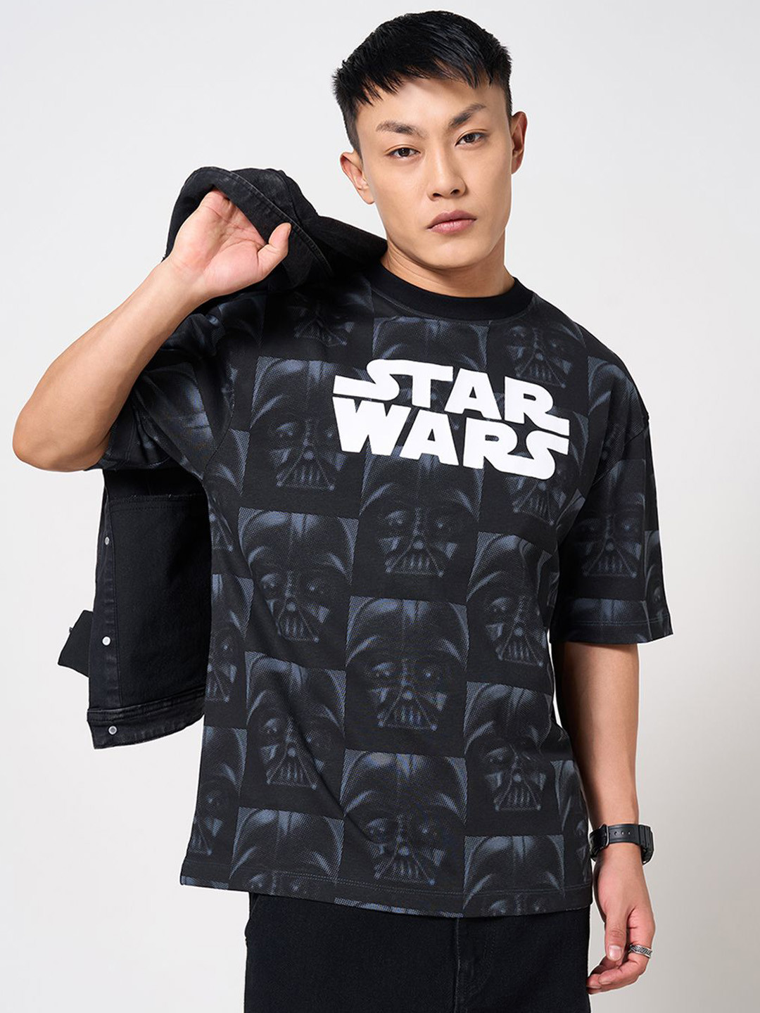 SF JEANS by Pantaloons Men Typography Star Wars Extended Sleeves Applique T-shirt
