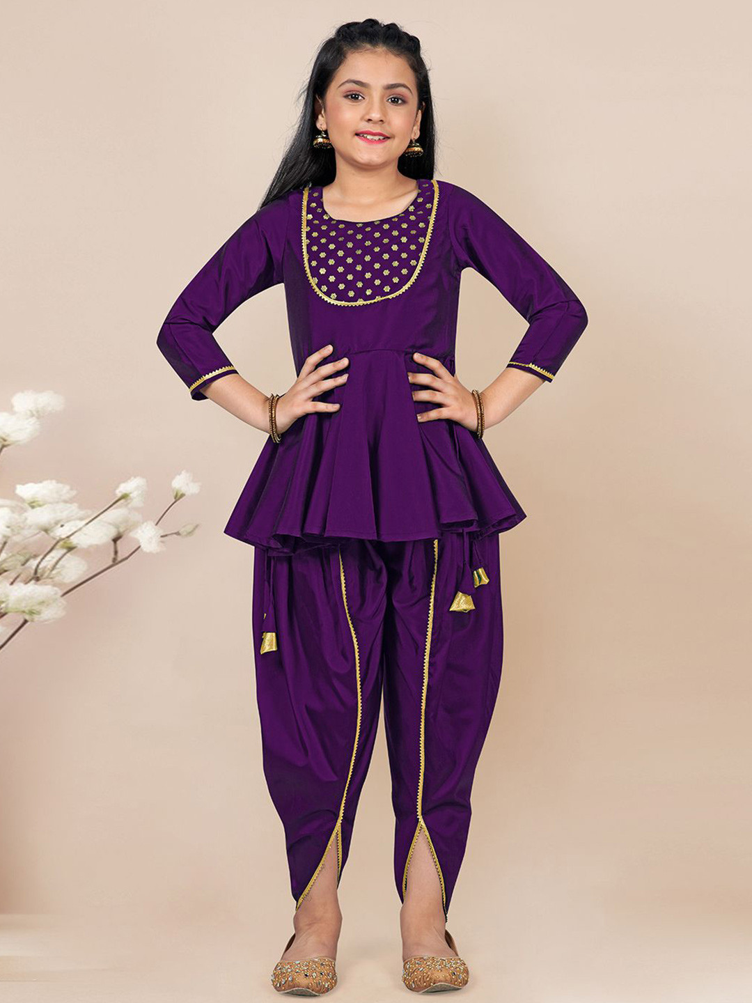 FASHION DREAM Embroidered Empire Gotta Patti Kurta with Dhoti Pants