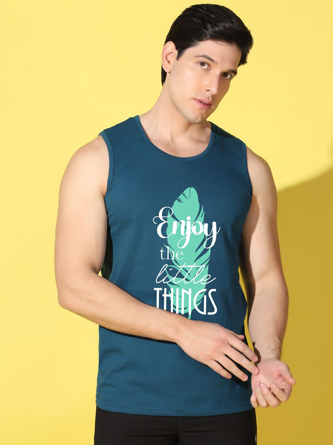 WOOSTRO Printed Gym Innerwear Vest VWS26 ENJOY PEACOCK