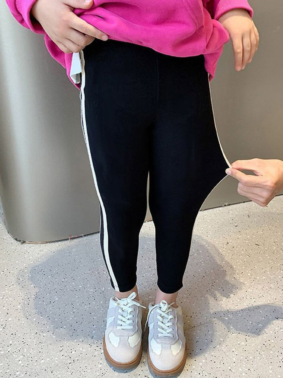 LULU & SKY Girls Contrast Stripe Ankle Length Leggings