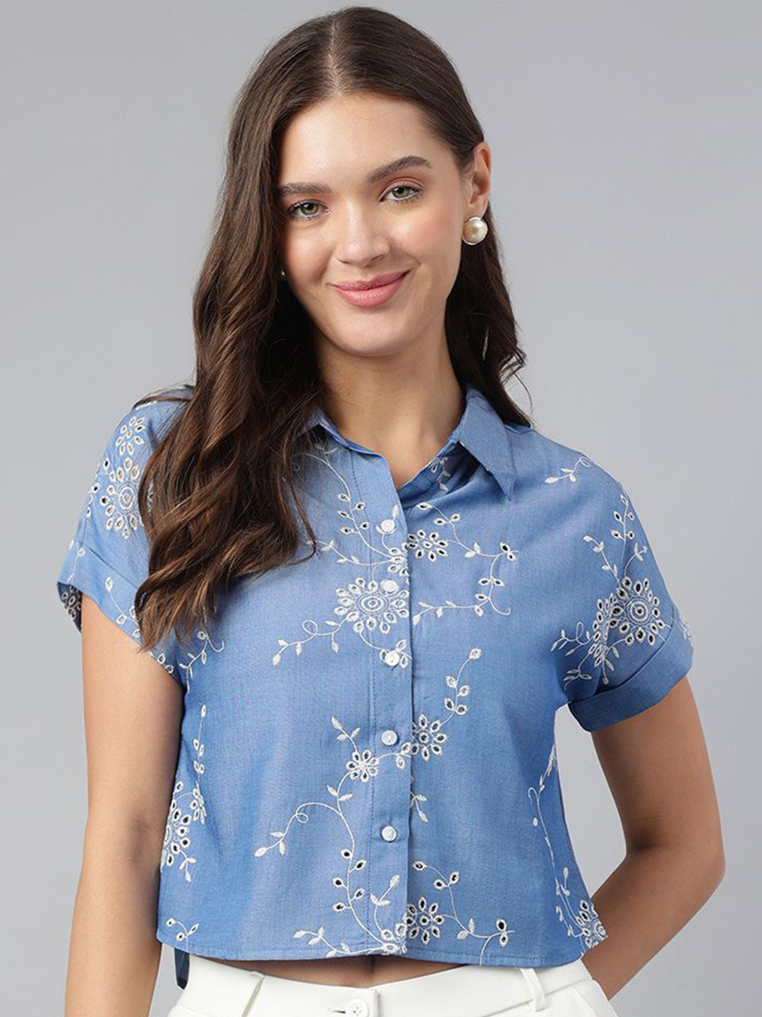 Latin Quarters Women Comfort Floral Opaque Printed Casual Shirt