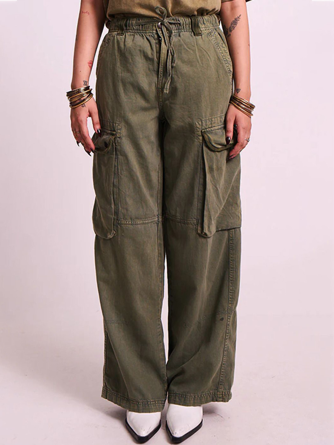 Chapter 2 Unisex Comfort Low-Rise Low Distress Stretchable Jeans