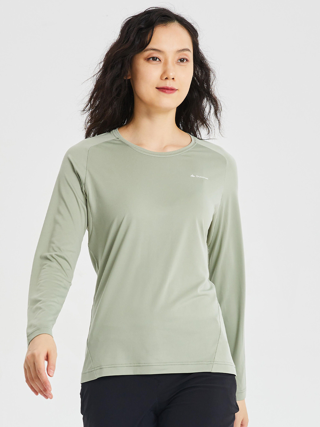Decathlon QUECHUA - Womens Long-Sleeved Mountain Hiking T-Shirt