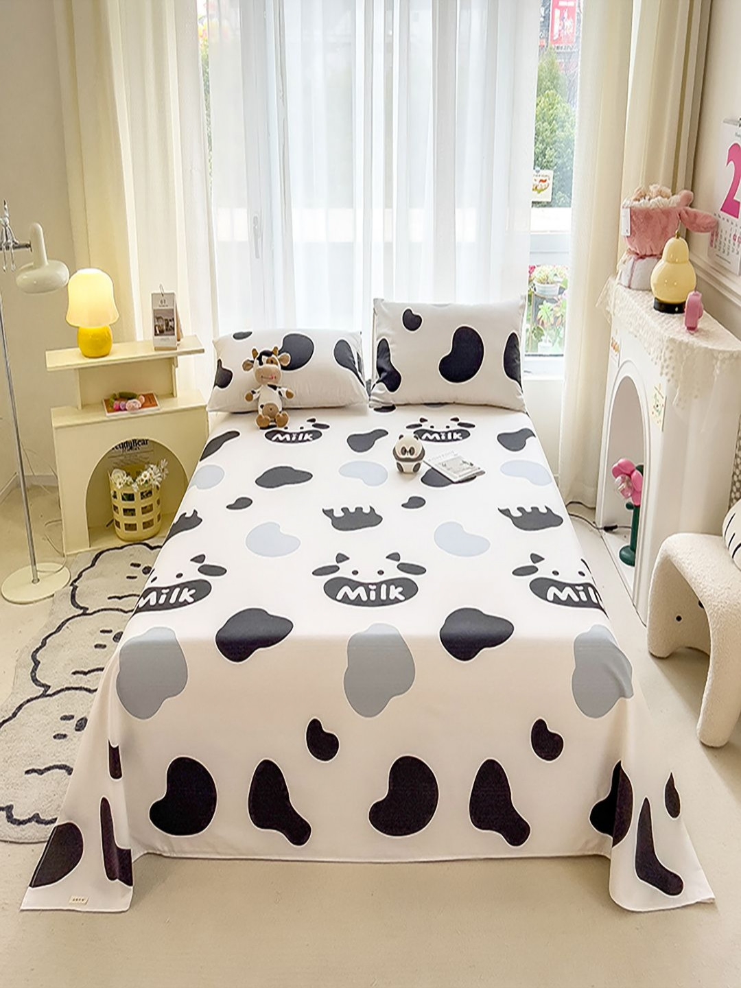 JC HOME Off White & Black 140 TC King Bedsheet with 2 Pillow Covers