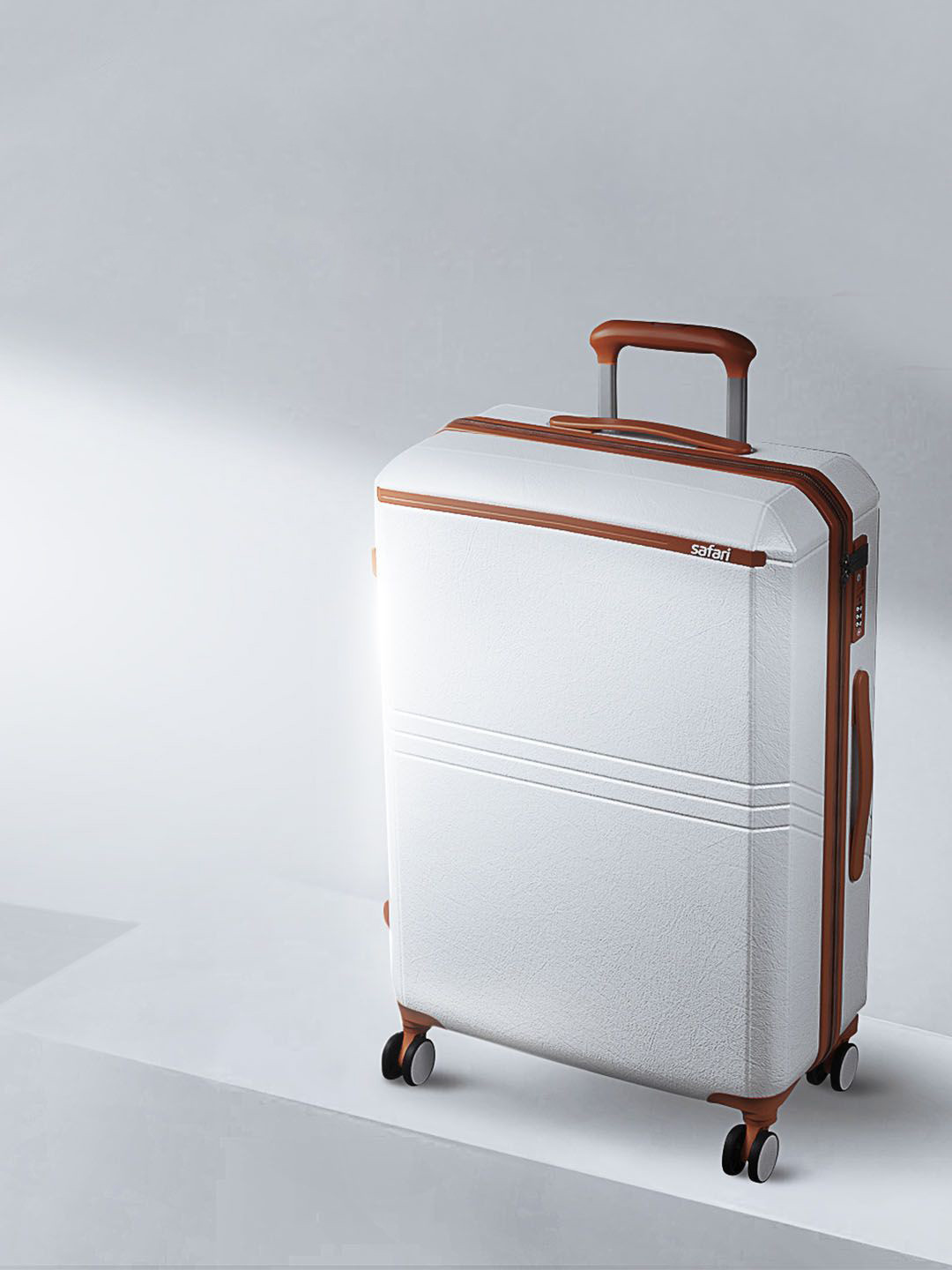 Safari Select Heritage Textured with TSA Lock Polycarbonate Medium Trolley Bag 66 Cm