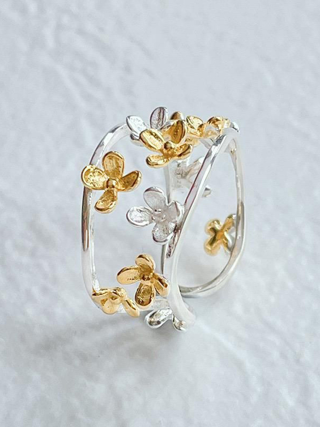 Just Lil Things Floral Design Finger Ring
