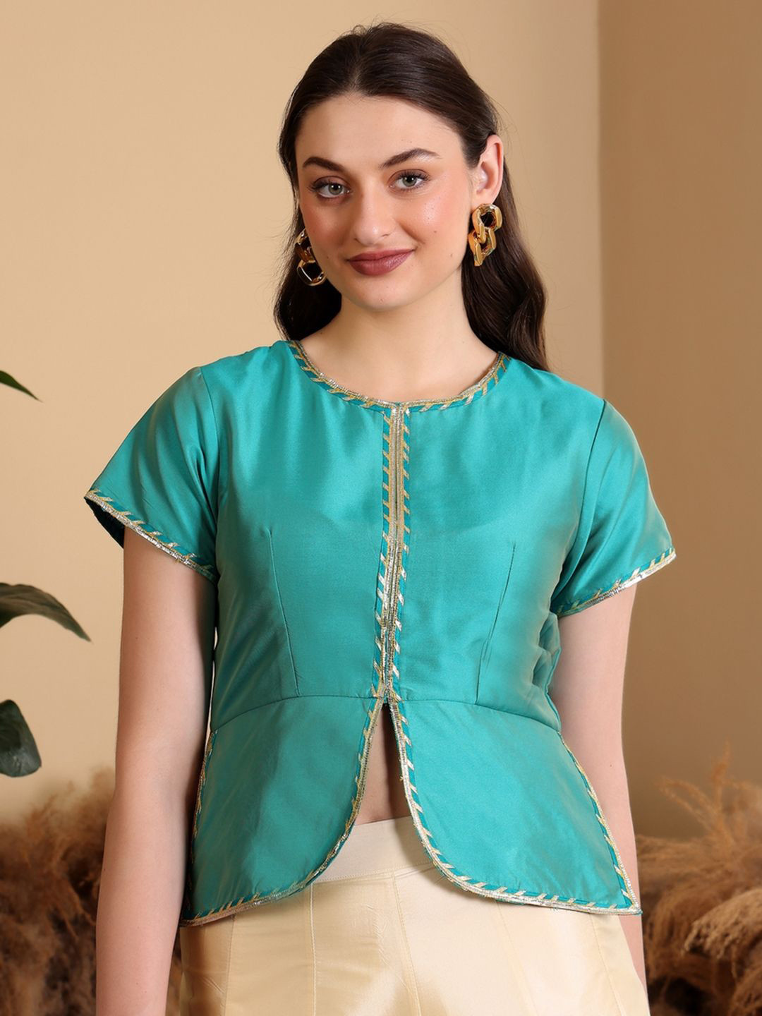 Frolic Rolic Lace Detail Round Neck Short Sleeves Saree Blouse