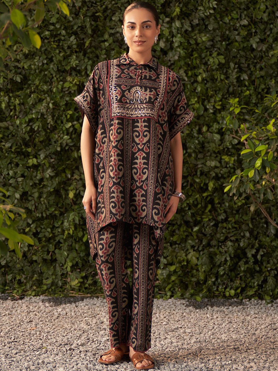 Lakshita Women Black Printed Rayon Co-Ords