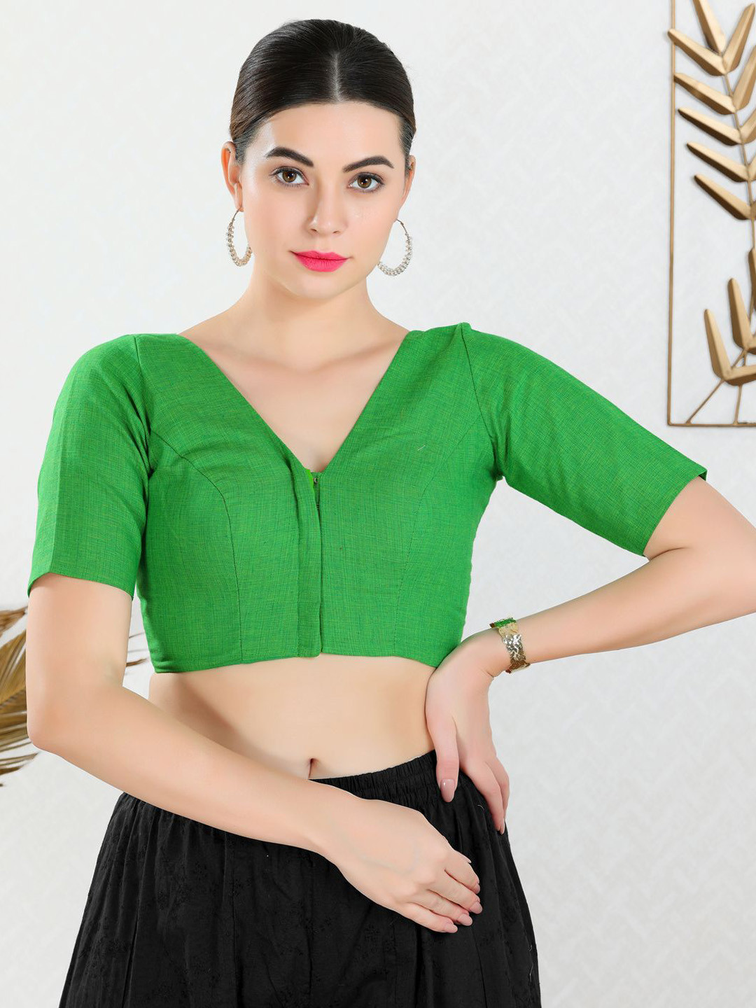 VAMAS - THE DESIGNER BLOUSES Women V-Neck Padded Readymade Saree Blouse