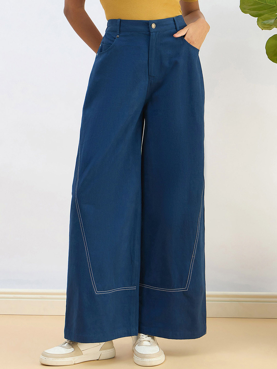 SASSAFRAS BASICS Women Flared Trousers