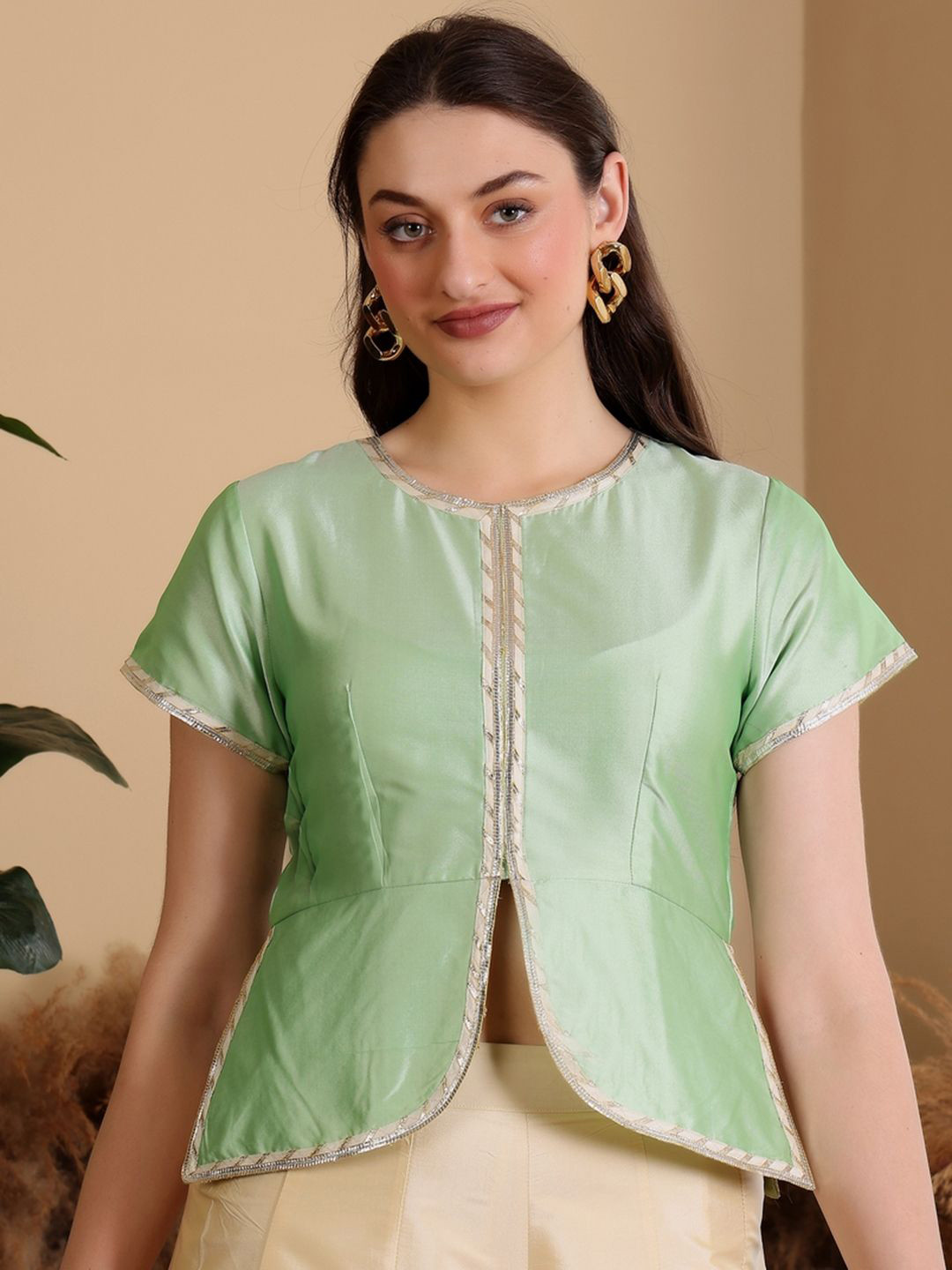 Frolic Rolic Lace Detail Round Neck Short Sleeves Saree Blouse