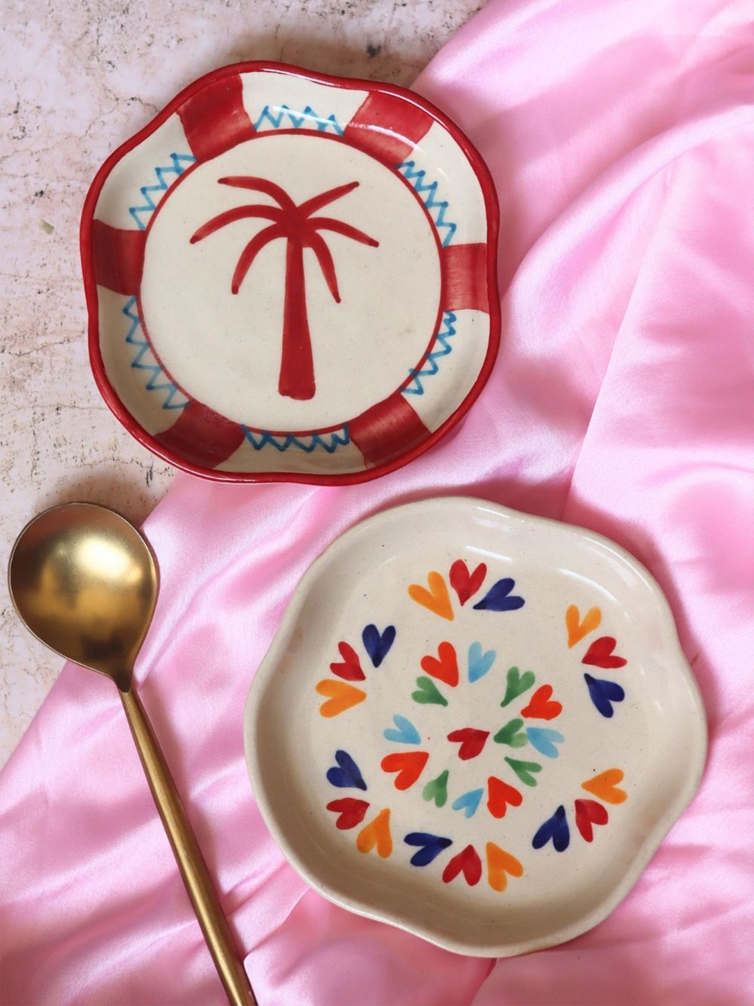 WEAVING HOMES Unisex White Plates