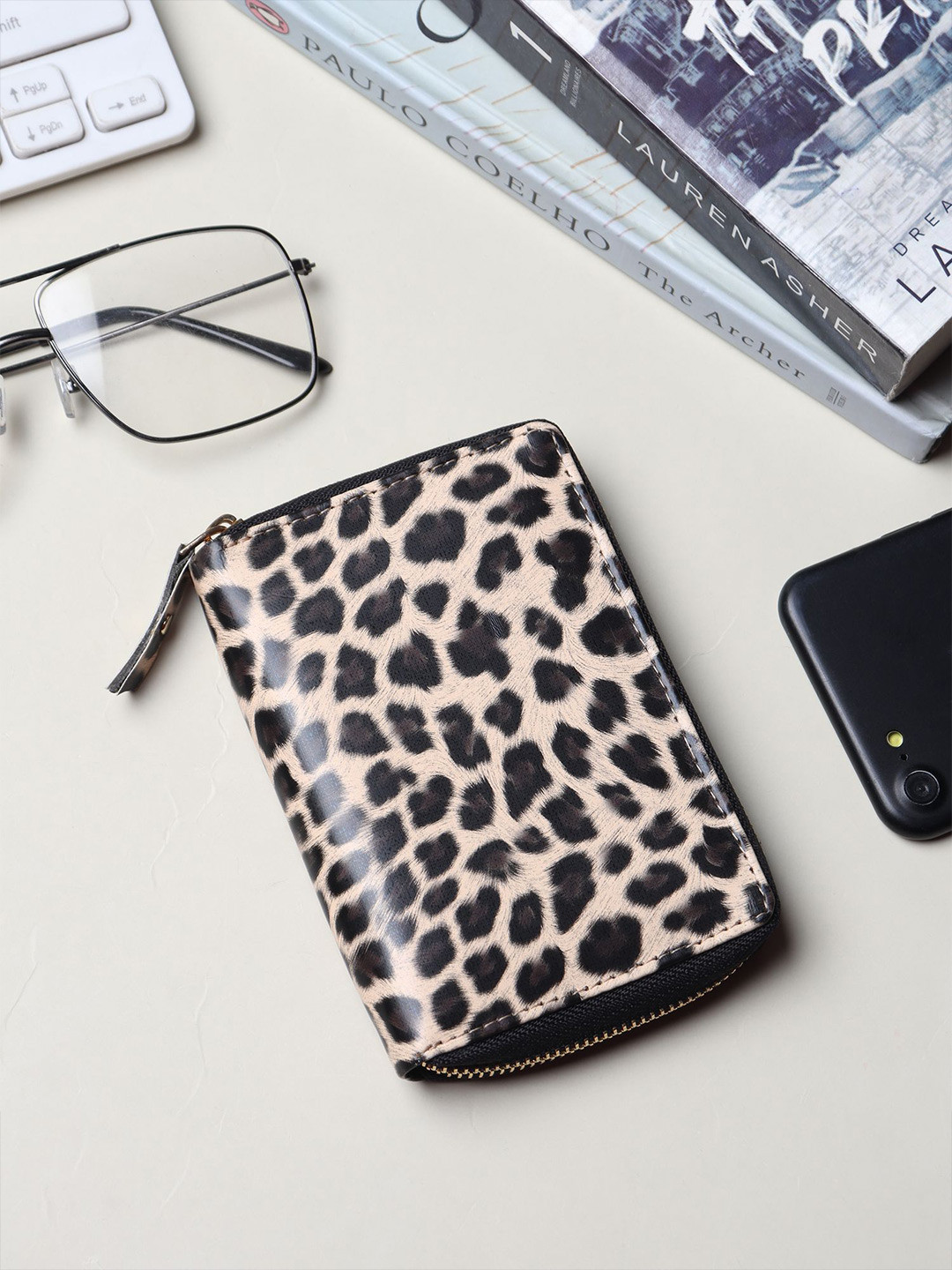 TnW Women Animal Zip Around Wallet