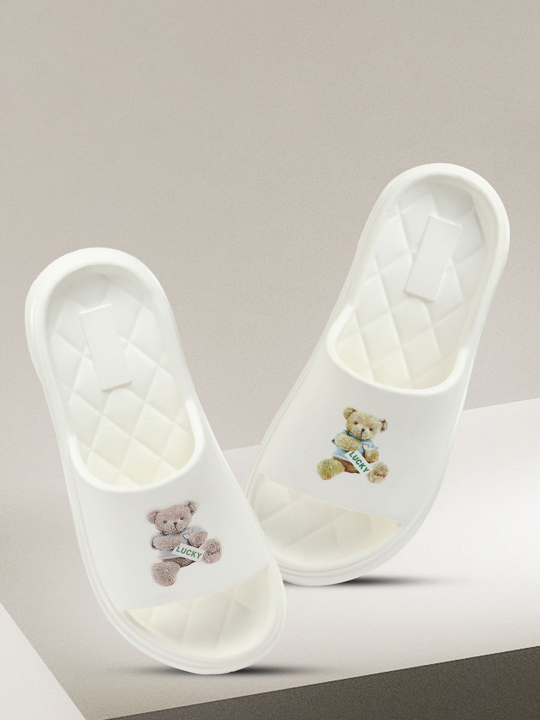 TOMSY CHOICE Women Sliders